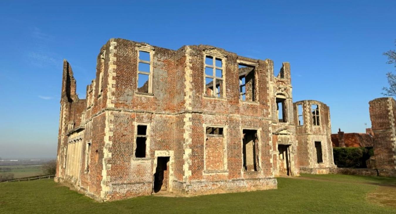 Electrician in Ampthill